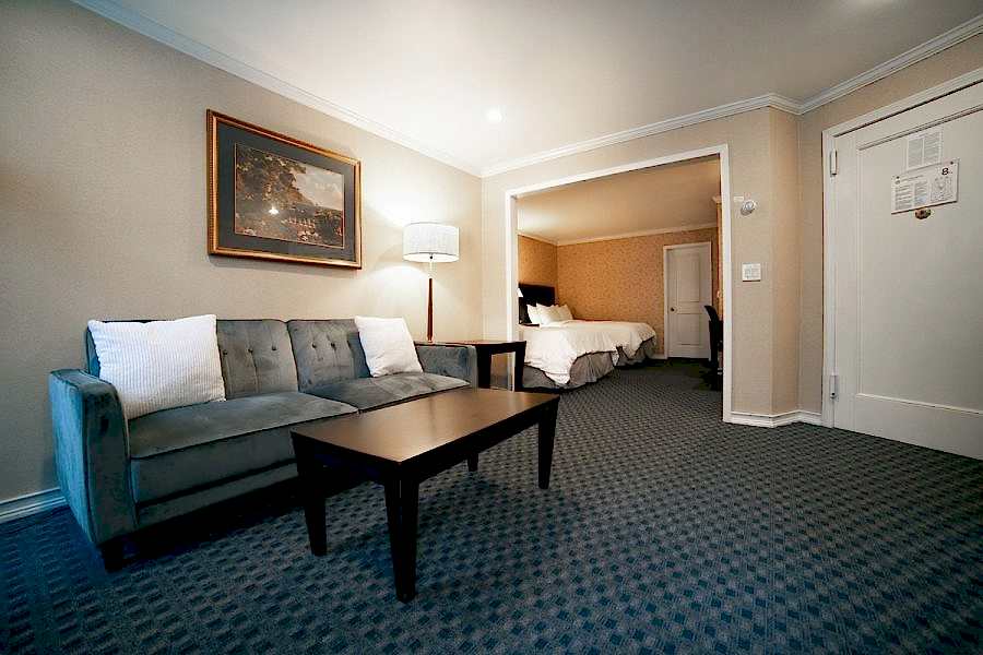 CITY VIEW - 2 QUEEN BEDS SUITE