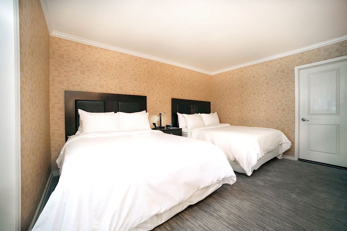 HIGH FLOOR - CITY VIEW - 2 QUEEN BEDS SUITE